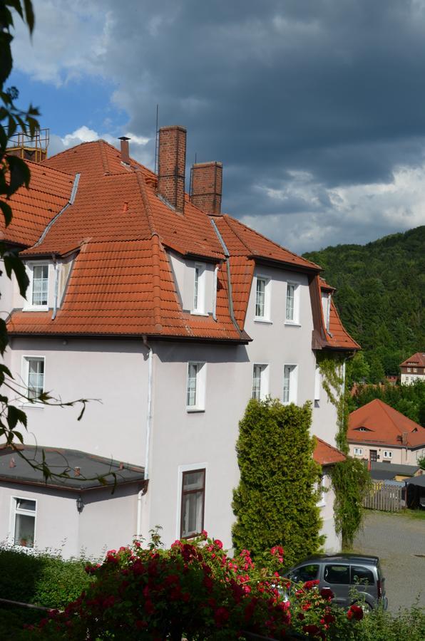 Hôtel Kurhaus Jonsdorf Extérieur photo